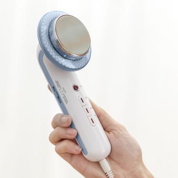 Handgerät des CellyMax 3-in-1 Anti-Cellulite Massagegeräts